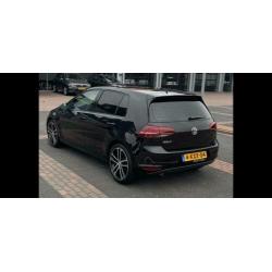 Volkswagen Golf 1.6 TDI 81KW 5D 2013 Zwart