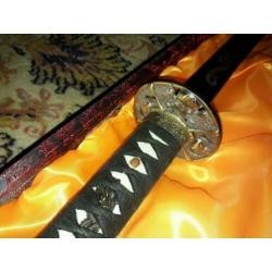 Mooie zware metalen Samuraizwaard met Draak