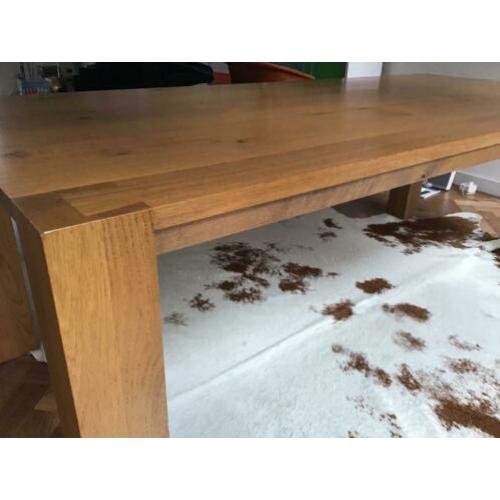 Eetkamertafel model Zizo
