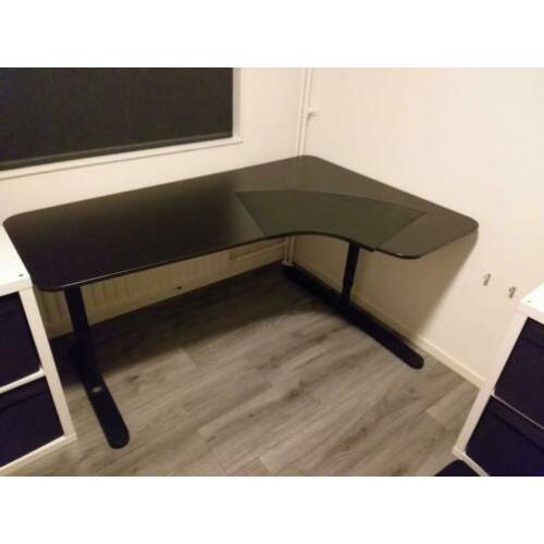 BEKANT Hoekbureau (rechts)