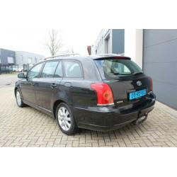 Toyota Avensis Wagon 2.0 D-4D Taxi klaar! Cabman meter