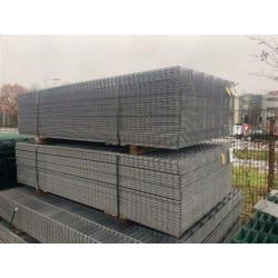 10m Gegalvaniseerd hekwerk 123cm hoog - 2e keus groene paal