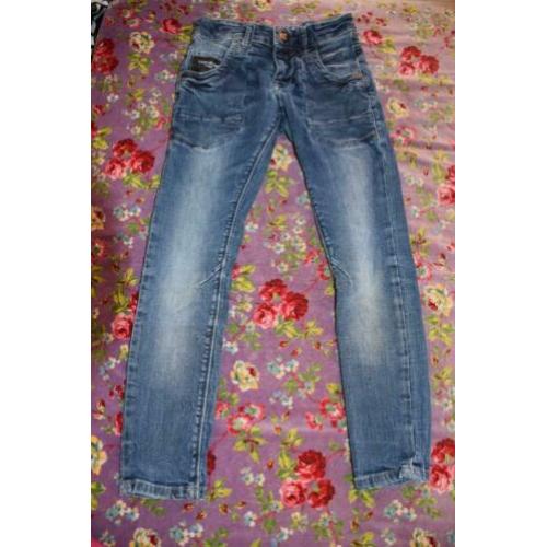 Stretchjeans Cars maat 128 jongen