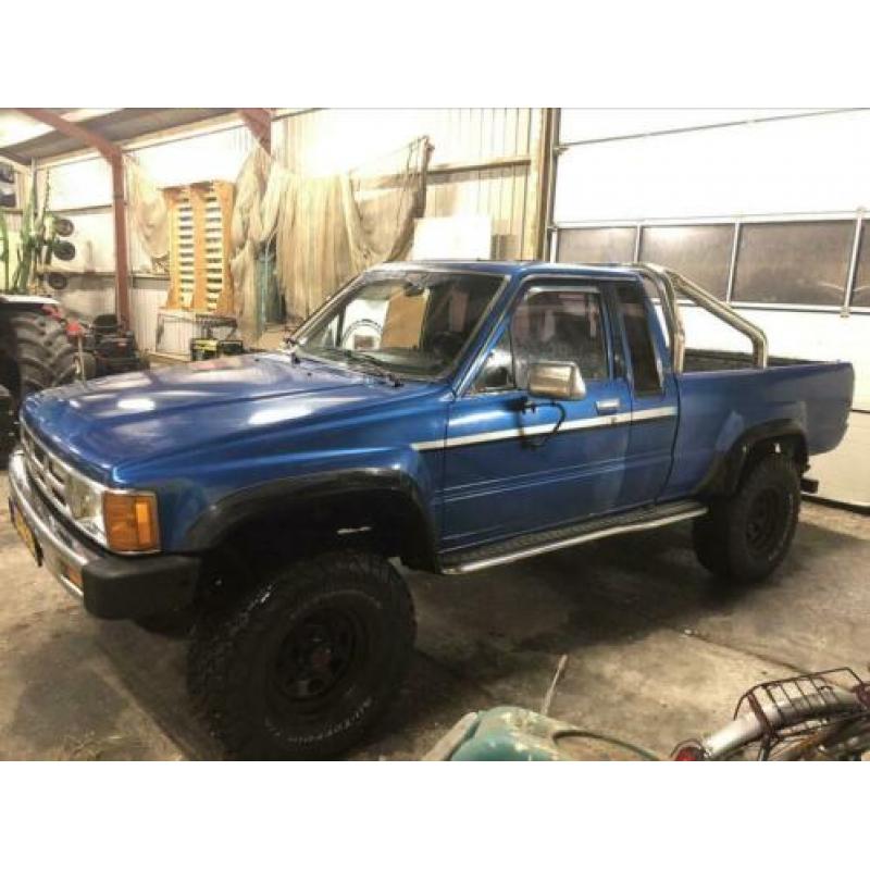 Toyota hilux 1986 2.4L 22R