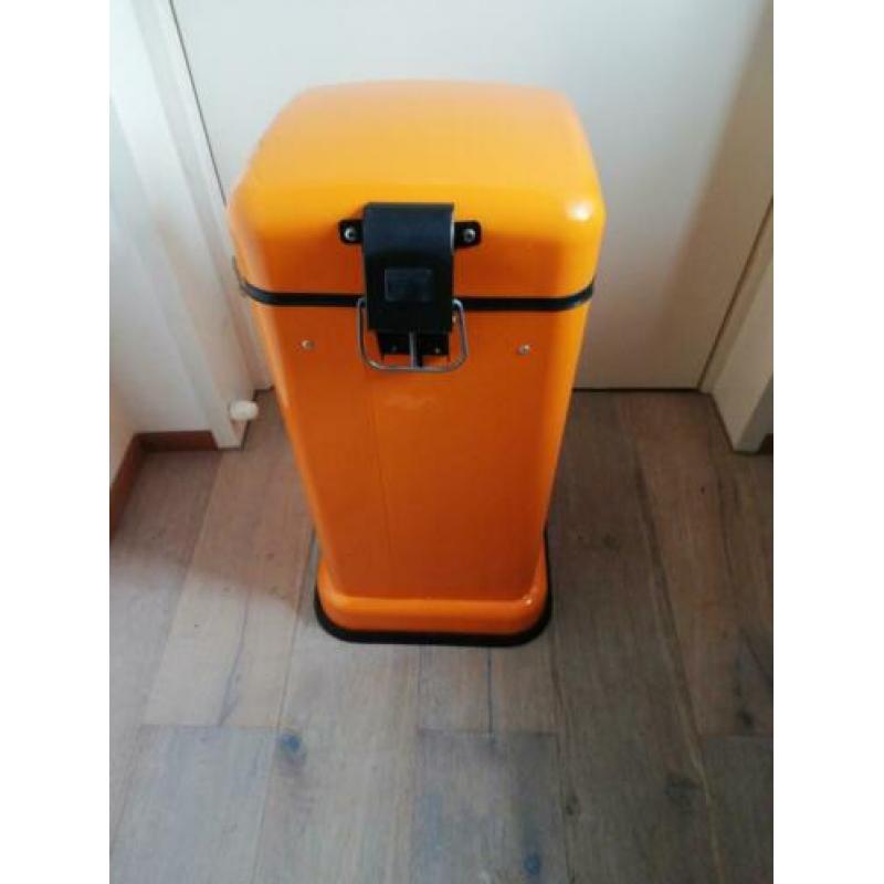 te koop mooie vintage wesco prullen bak