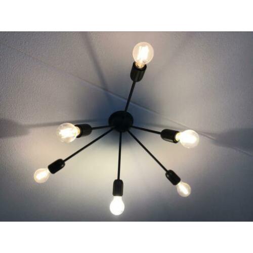 Hele mooie plafondlamp half jaar oud. Mag weg voor €10