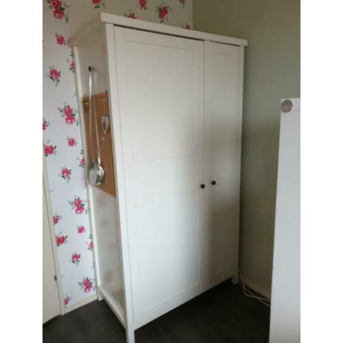 Hemnes kledingkast wit