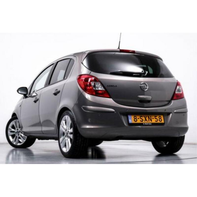 Opel Corsa 1.4-16V Cosmo Vol automaat 5 Deurs Climate Contro