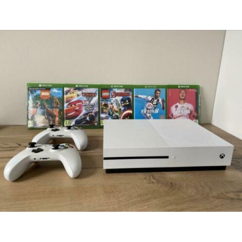 Xbox One S met 5 spellen