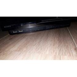 Playstation 3 slim met spellen en 2 controllers