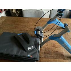 Tacx fietstrainer, met trainingsmat en trainingsband!