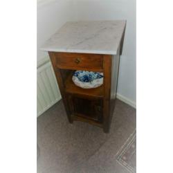 vintage slaapkamerkast hout met marmerblad antiek