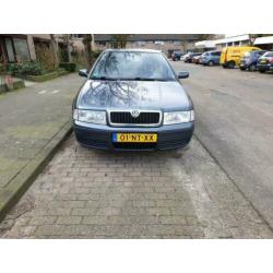 Skoda Octavia 1.6 75KW Airco/lage NAP km/APK/van particulier