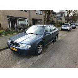 Skoda Octavia 1.6 75KW Airco/lage NAP km/APK/van particulier