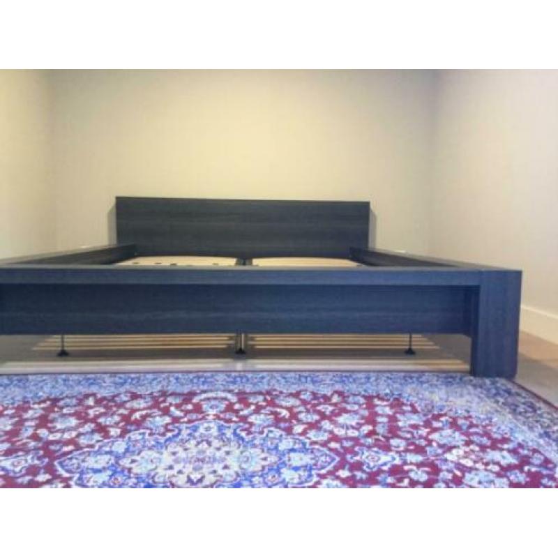 Bed ombouw 160x200 donkergrijs houtnerf