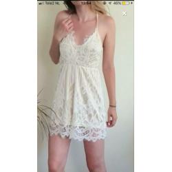 Witte jumpsuits. Maat M