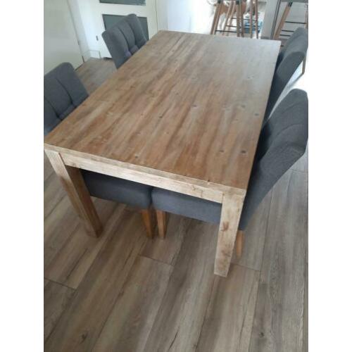 Massief eiken eettafel