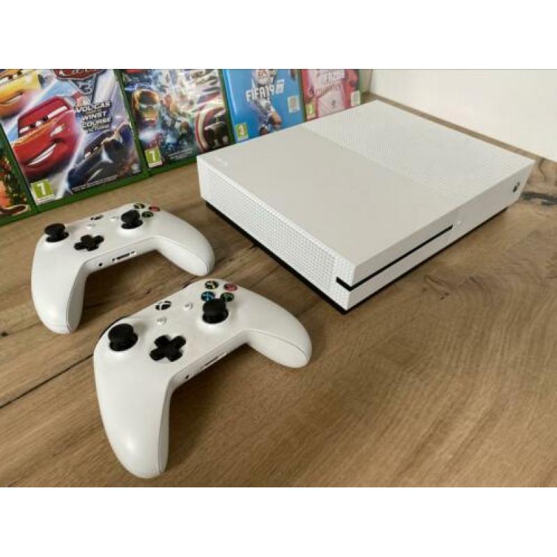 Xbox One S met 5 spellen