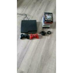 Playstation 3 slim met spellen en 2 controllers