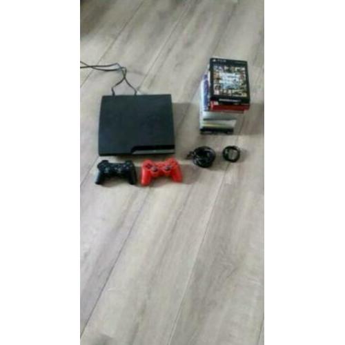 Playstation 3 slim met spellen en 2 controllers