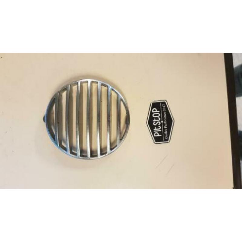 Voorkap gril Vespa ET2 en ET4 (front grill chroom) NIEUW