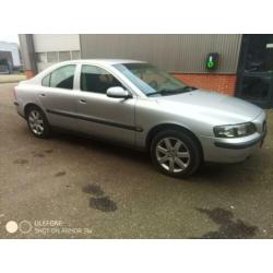 Volvo S60 2.4 140PK AUT 2003 Grijs