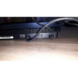 Playstation 3 slim met spellen en 2 controllers
