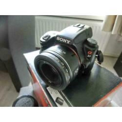 Sony A37 + 50mm f1.8, 75-300mm, 28-70mm, flitser, tas, 64GB