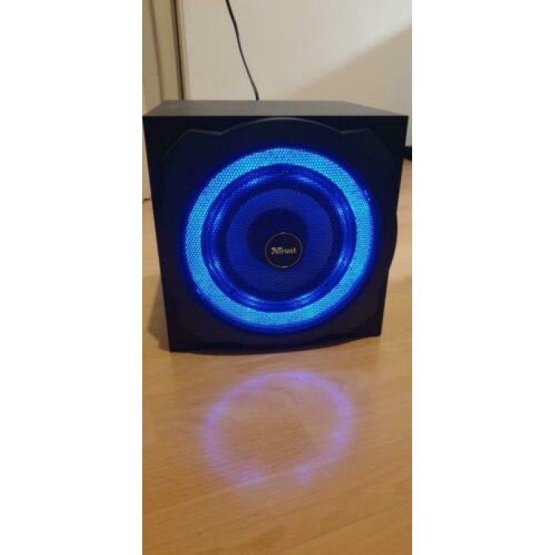 trust 5.1 dolbi surround set