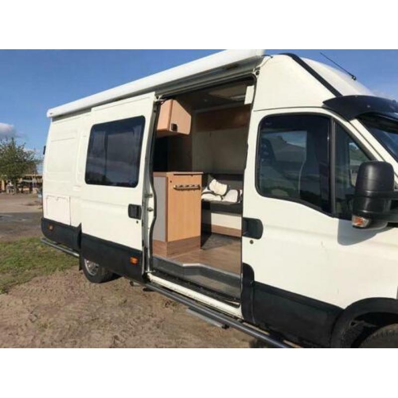 Iveco 35 s 14 buscamper ook geschikt voor de motorsport
