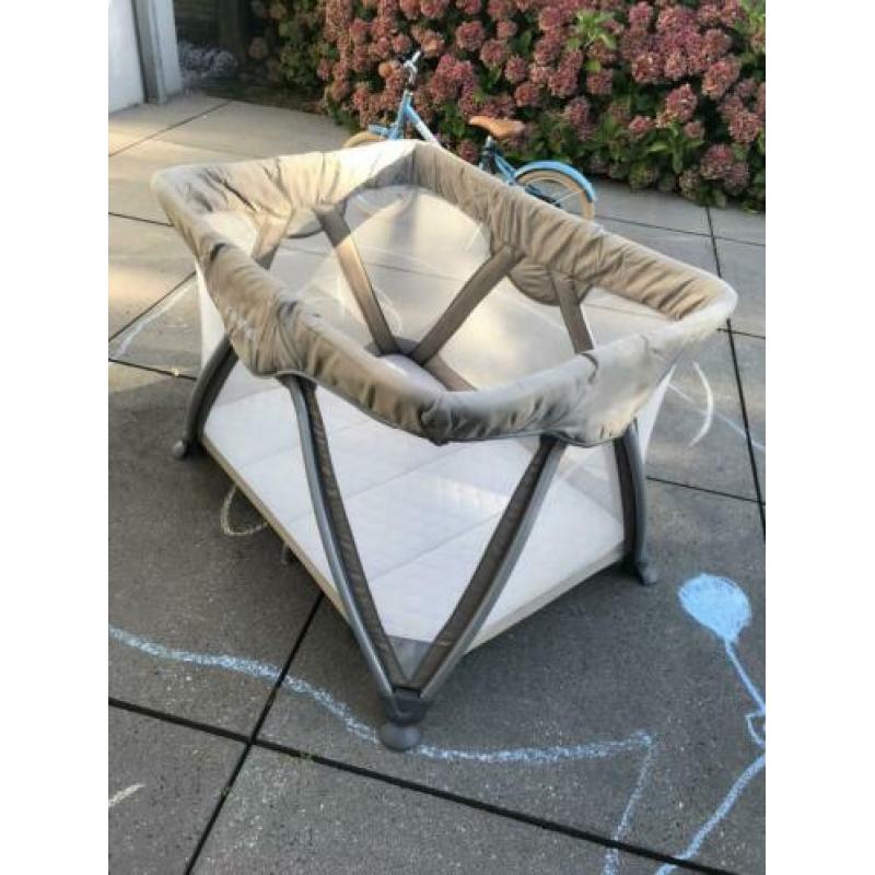 Campingbed Nuna Sena