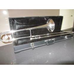 116. Trombone Yamaha YSL-352 S Zilver