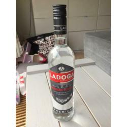 Ladoga 70 cl Vodka 40% NIEUW