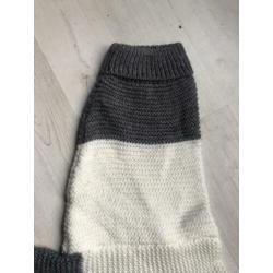 Zwart/wit/grijze gebreide trui, maat L/XL, valt als M
