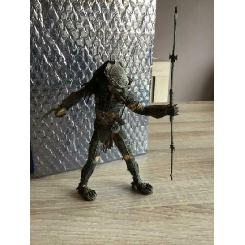 Predator 16