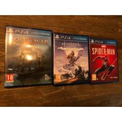 Ps4 exclusives - spiderman,god of war, horizon zero complete