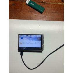 Raspberry pi 3 incl touchscreen