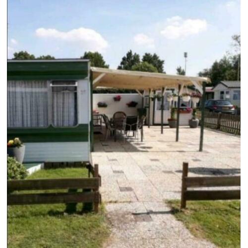 Te koop stacaravan aan de rand van het Veluwe meer