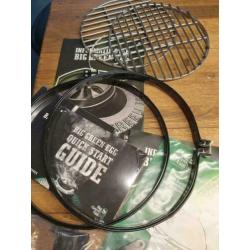 Diverse onderdelen voor Big Green Egg Mini ( nieuw ).