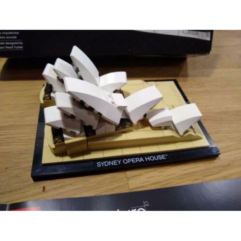 Lego Architecture - Sydney Opera House (21012)