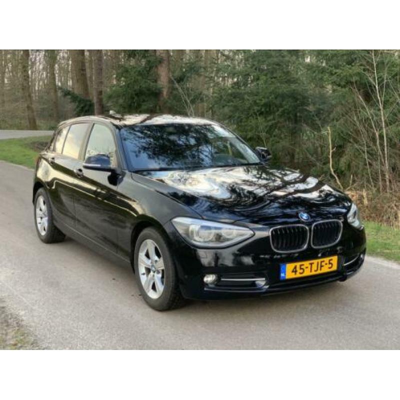 BMW 1-Serie 116I 100KW 5DR 2012 Zwart