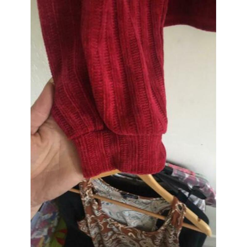 Bershka trui maat M Zgan