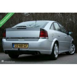YOUNGTIMER Opel Vectra GTS 3.2 V6 AUT Elegance leer/trekhaak