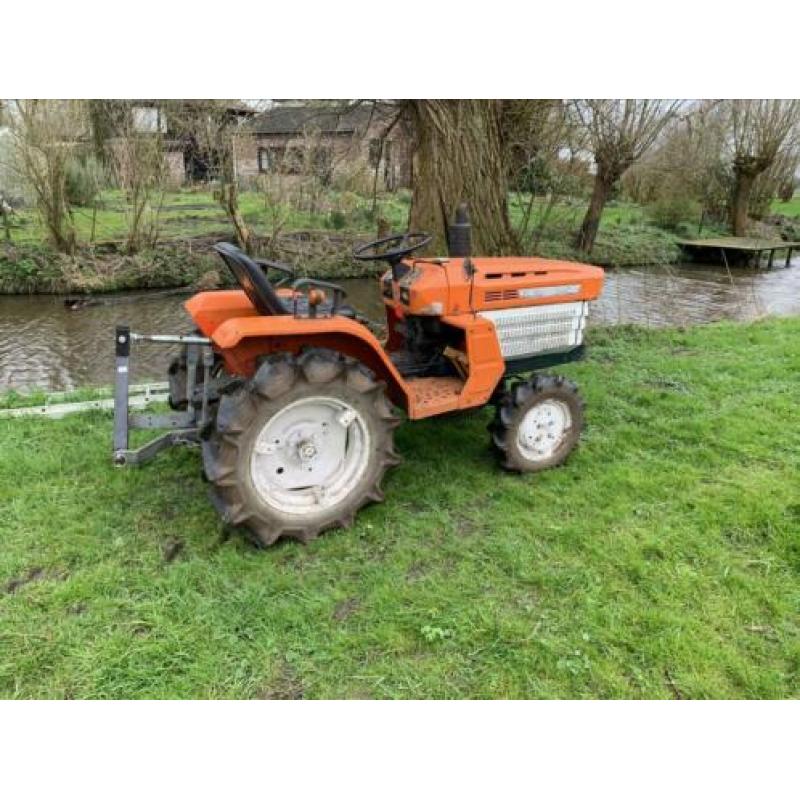 Kubota B1500 4x4 4wd minitractor 3 cilinder