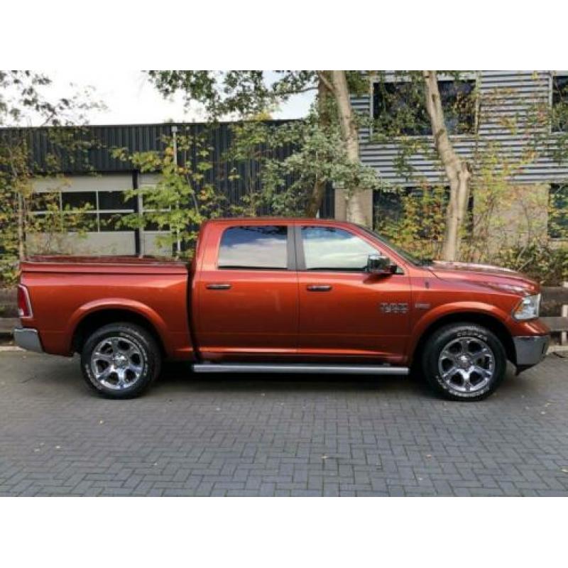 Dodge RAM 1500 LARAMIE 4X4 5.7 V8 HEMI lpg 2013