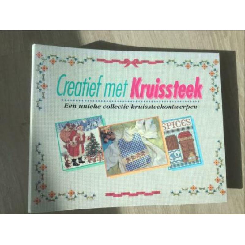 Verzamelmap creatief met kruissteek