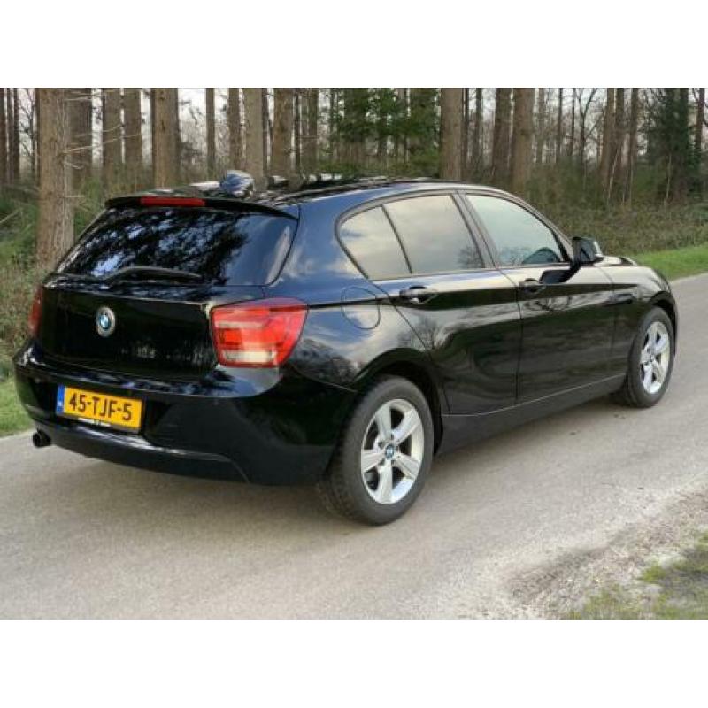BMW 1-Serie 116I 100KW 5DR 2012 Zwart