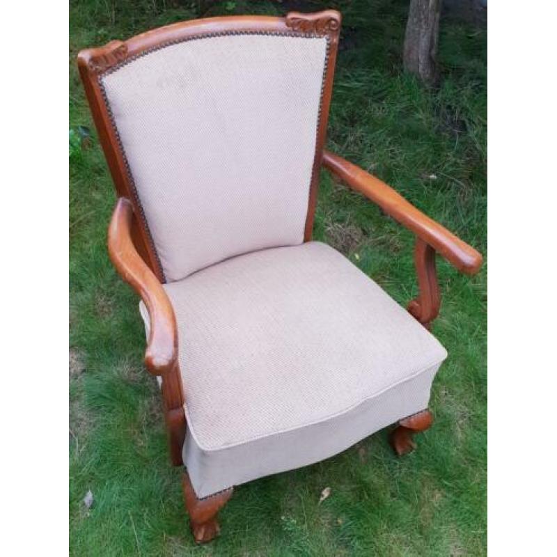 Antieke, vintage leunstoel, rookstoel, fauteuil.