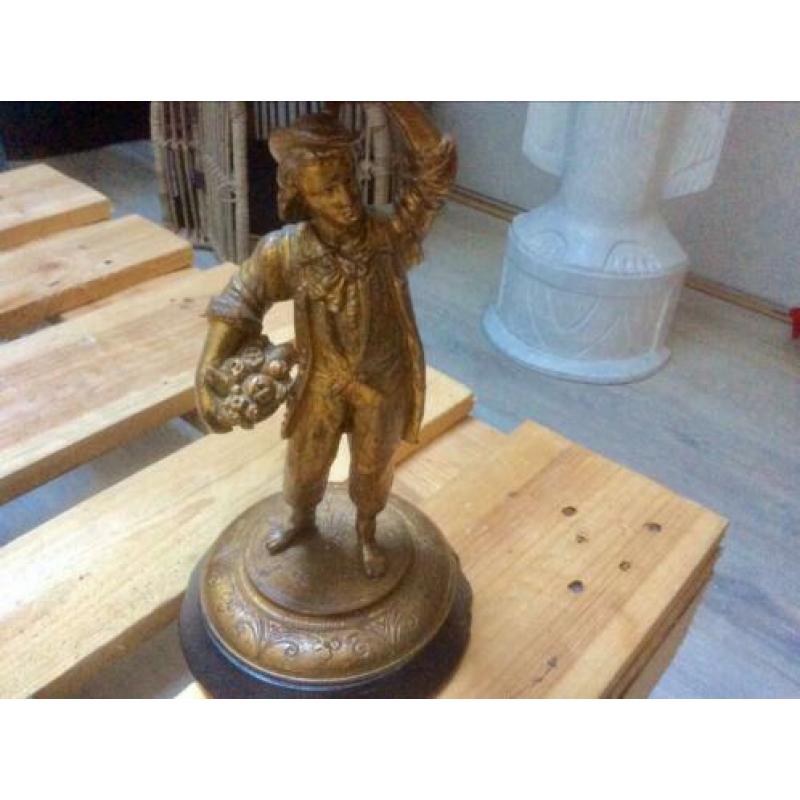 Retro/brocante Franse kandelaar, metaal,man met mand