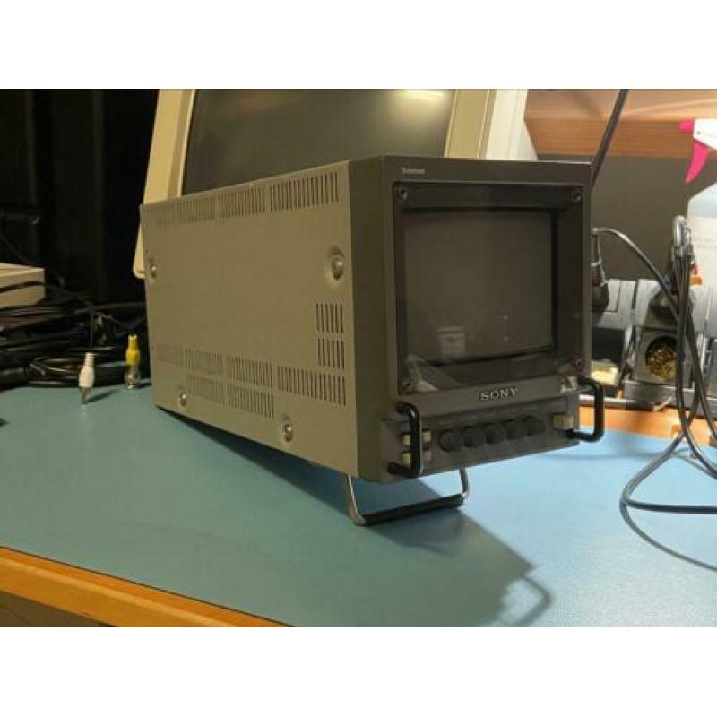 Sony PVM 6041QM monitor, 6 inch